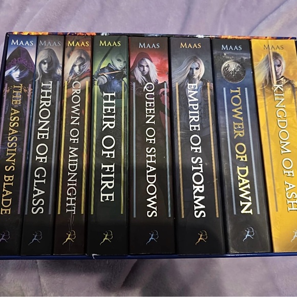 OP Throne of Glass box set - Picture 1 of 6